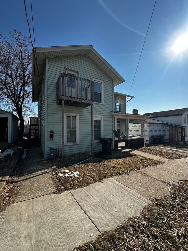 Foto del edificio - 16 N Washington St