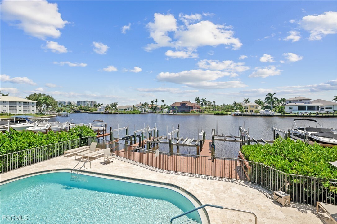 Foto principal - 10562 Gulf Shore Dr