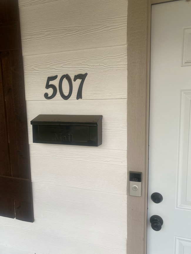 Foto del edificio - 507 NE 19th St