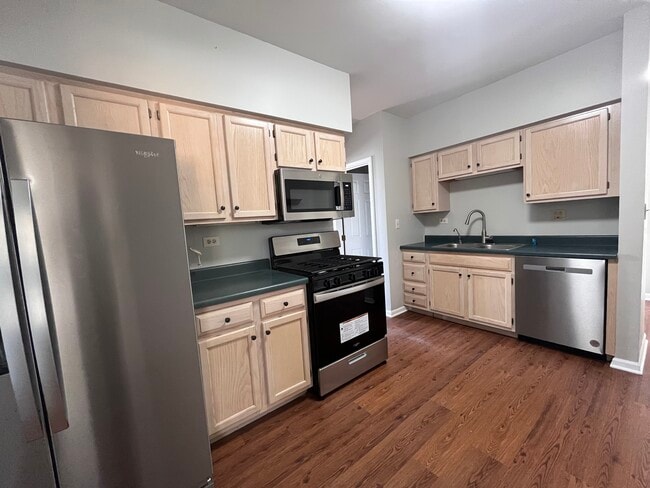 Kitchen - 13270 W Heiden Cir