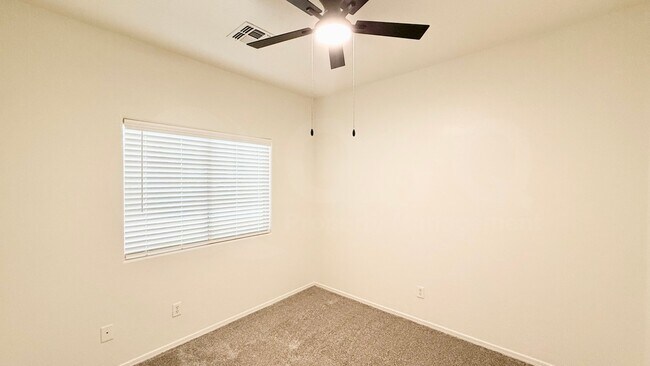 Foto del edificio - 807 W Sunset Ave