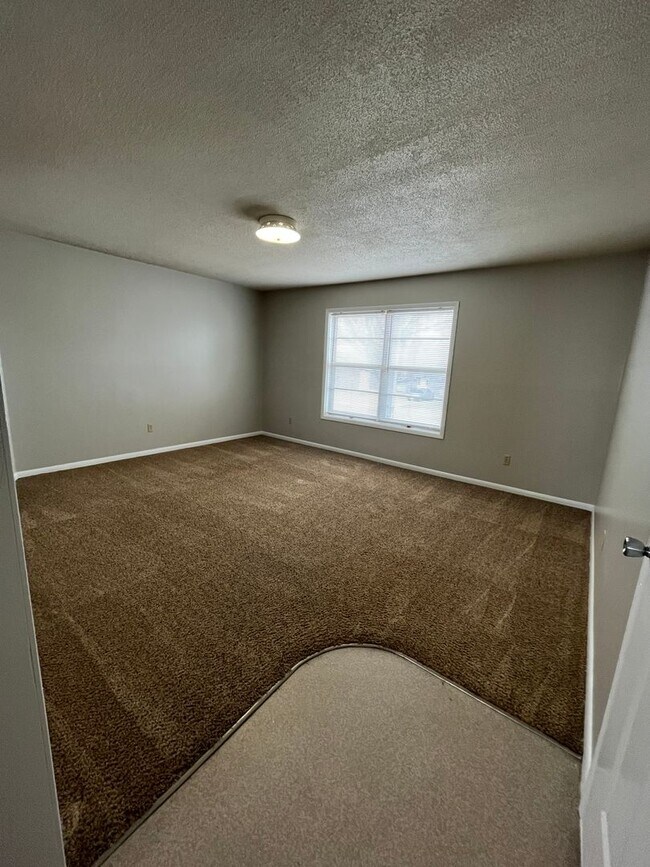 Eisenhower Apartments Apartments in Junction City, KS