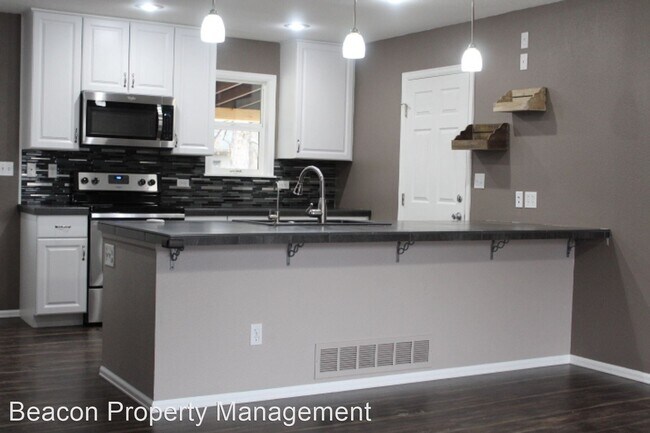 Building Photo - 3 br, 2 bath House - 9123 W Union Ave