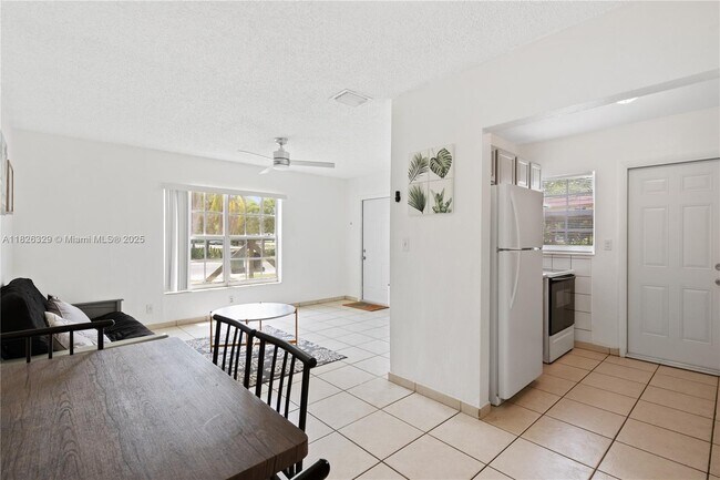 Foto del edificio - 1230 NW 7th Terrace