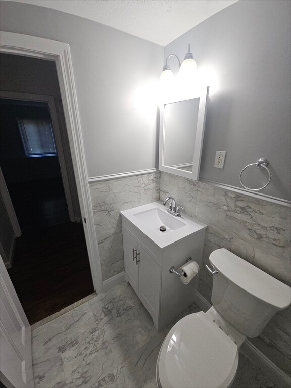 Foto del edificio - 15 Davis Rd