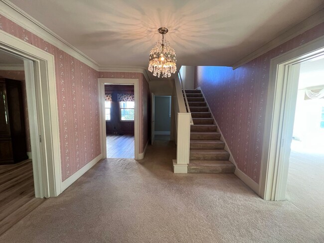 Building Photo - Spacious Four Bedroom Home in Byron Center!