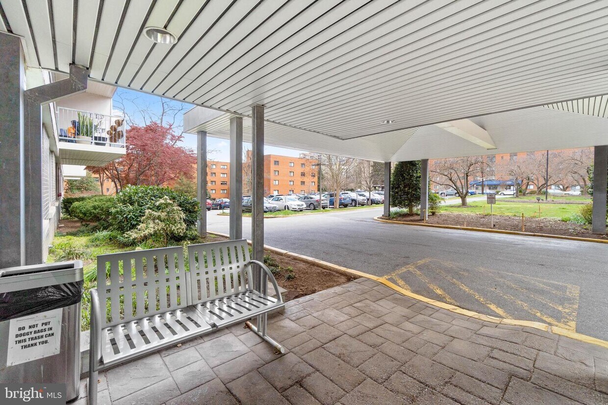 4977 Battery Ln Unit 117, Bethesda, MD 20814 Apartment for Rent in