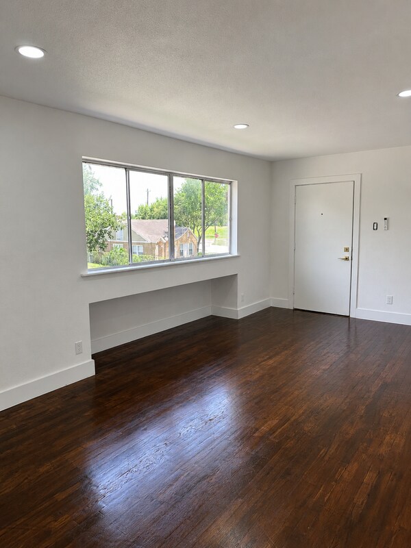 Foto del edificio - 2712 Oakcliff St
