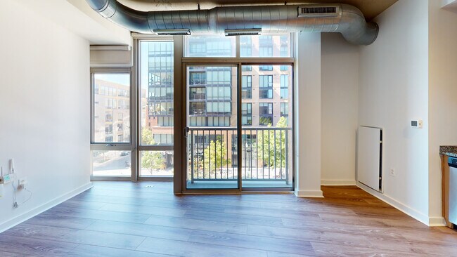 Interior Photo - View 14