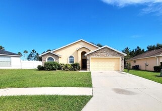 Building Photo - 800 Overlook Dr