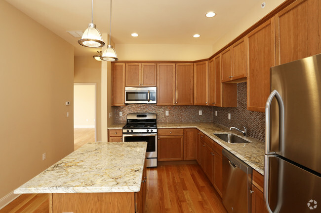 Kitchen - Hamden Luxury Apartments