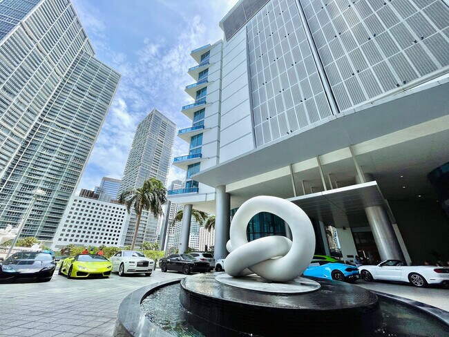 Foto del edificio - 200 Biscayne Boulevard Way
