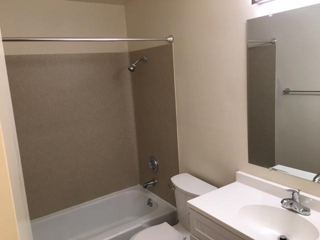 Building Photo - 1 bedroom in Seattle WA 98115