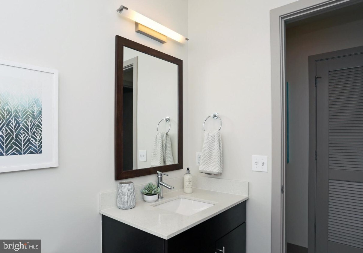 Foto principal - 1340 Chestnut St