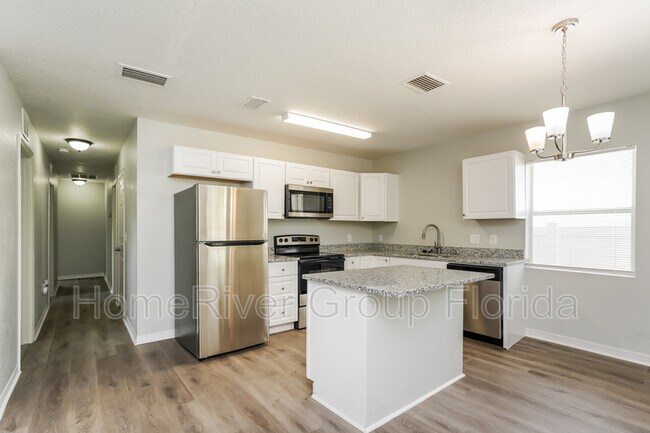 Foto del edificio - 4233 E Cayuga St