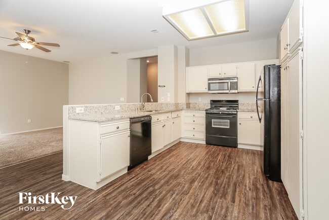 Building Photo - 8049 Rock Port Cir