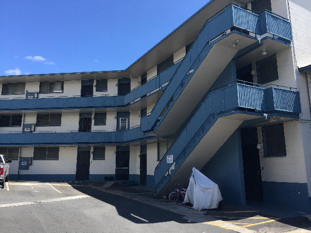 Building Photo - HALE UMI studio w/parking, washer, lanai