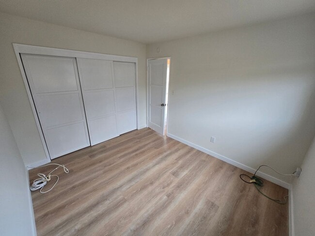Foto del edificio - 4764-66 Clairemont Dr