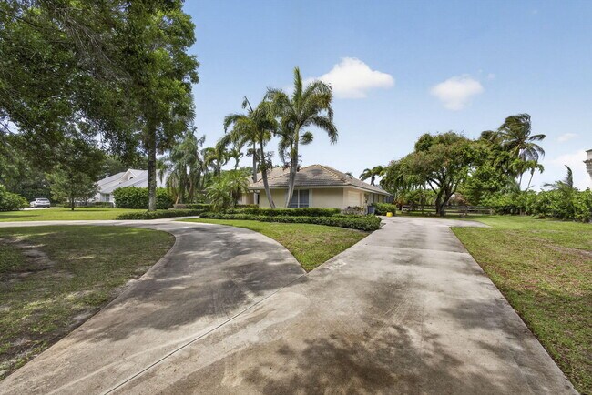 Building Photo - 5463 Sea Biscuit Rd