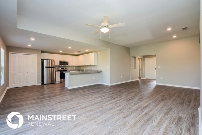 Building Photo - 1415 NW 37th Ave