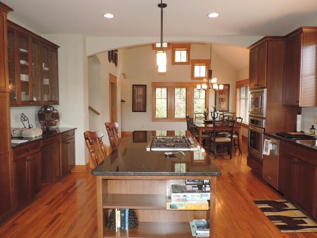 Foto del edificio - Luxury furnished 3/2.5 Condo at Lodges at Winklers Creek