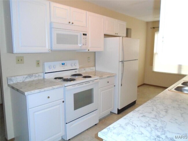 Foto del edificio - 1520 Royal Oak Ct