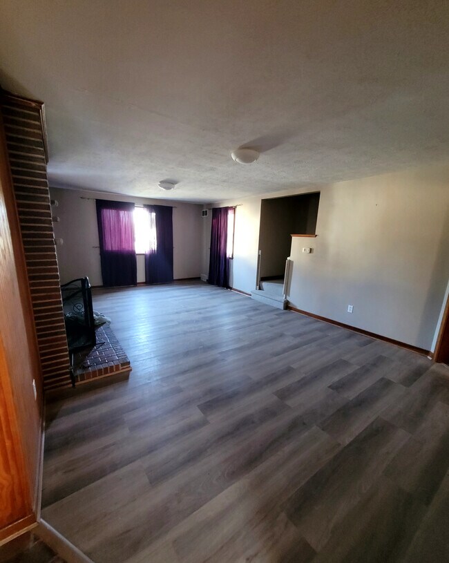 Building Photo - 19 Mulberry Ct