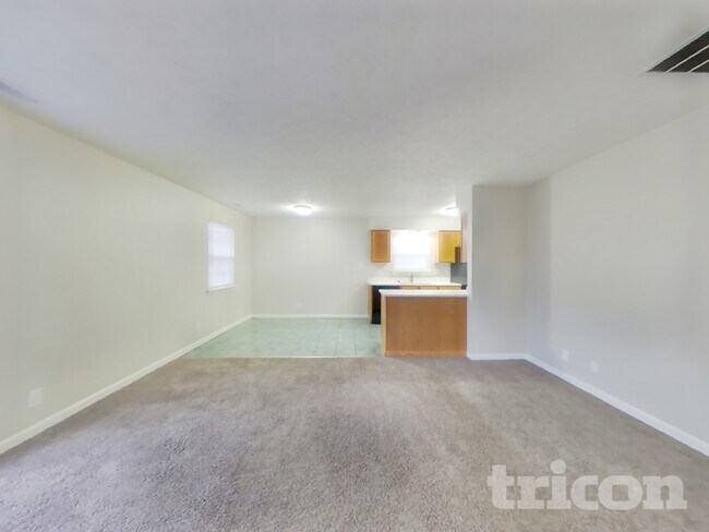 Foto del edificio - 1712 Beckenbauer Ln