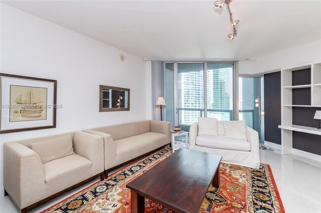 Building Photo - 475 Brickell Ave