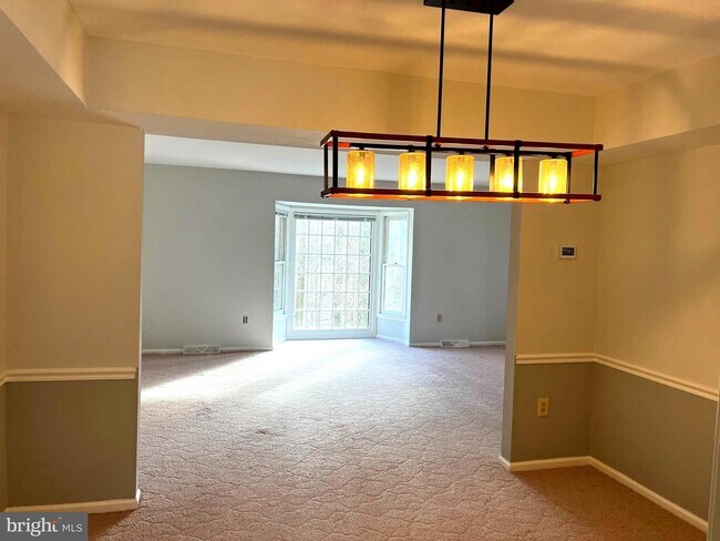 Building Photo - 519 Bay Dale Ct