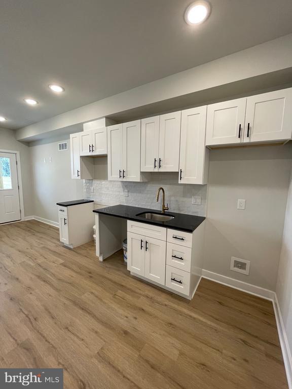 Building Photo - 153 W Cumberland St