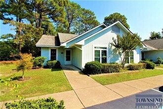 Building Photo - 2712 Helaman Ct