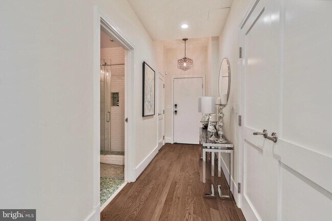 Foto del edificio - 2100 11th St NW