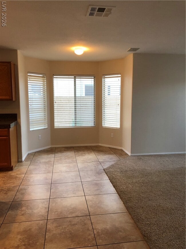 Building Photo - 9724 Sandmist Ave
