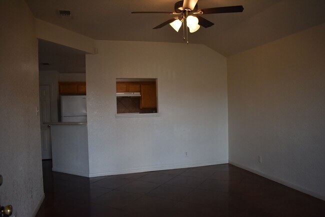 Building Photo - 3503 Dustin Ct