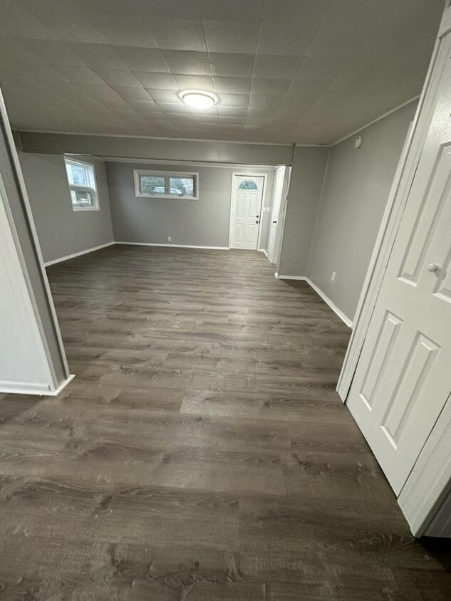 5049 Red Arrow Hwy, Coloma, MI 49038 House Rental in Coloma, MI