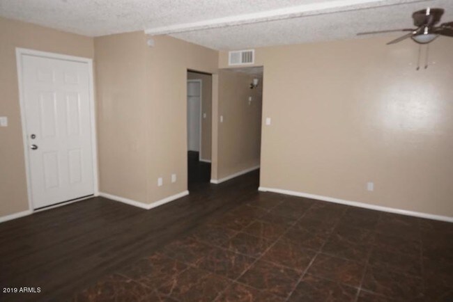 Building Photo - 3421 W Dunlap Ave