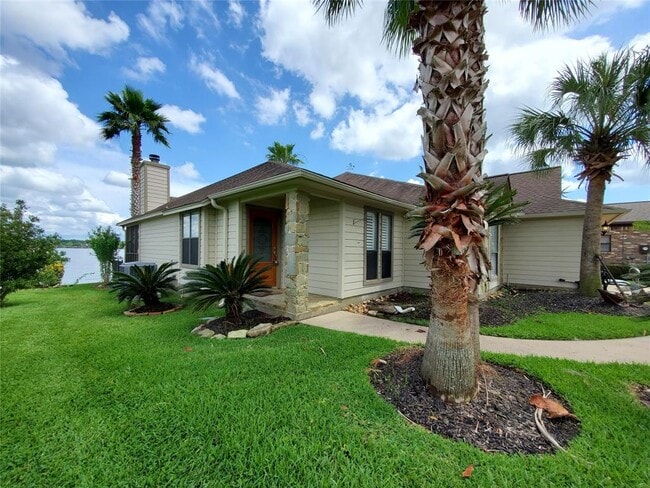 Building Photo - 12628 Pelican Blvd
