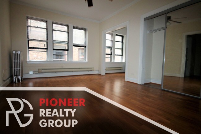 Foto del edificio - 4631 N Paulina St