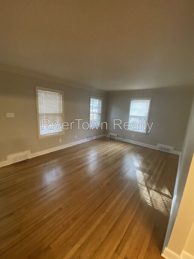 Foto del edificio - 3570 Poplar Ave