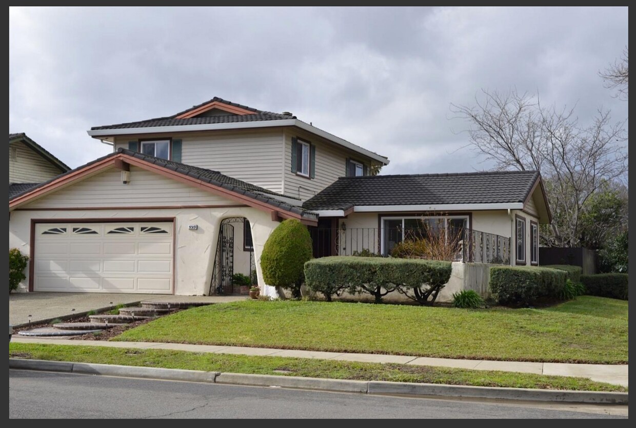 Primary Photo - 5319 Westbury Ct
