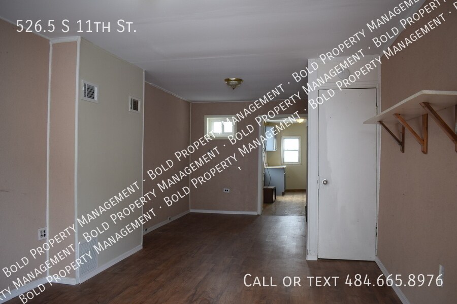 Foto principal - 526.5 S 11th St