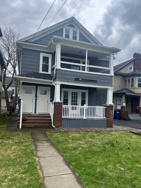Primary Photo - 2018 James St