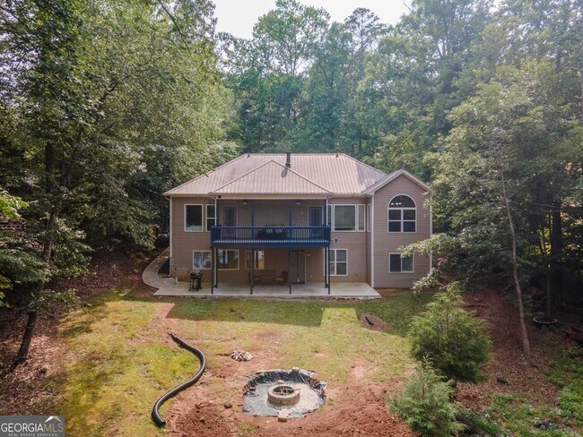 Foto del edificio - 19 Lakeview Pt