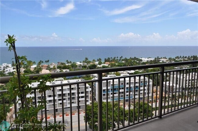 Building Photo - 3031 N Ocean Blvd
