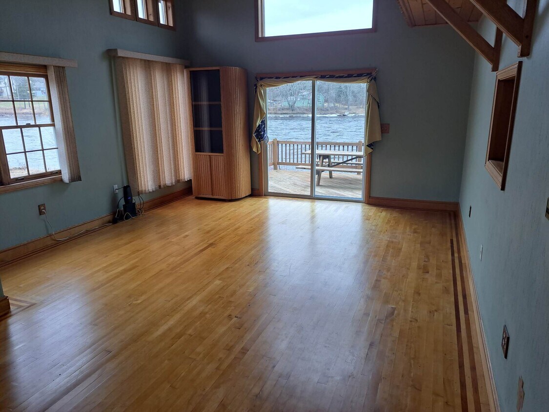 136 Front St, Old Town, ME 04468 House Rental in Old Town, ME