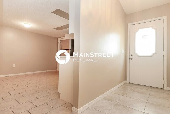 Foto del edificio - 3 Bedroom Pet-Friendly Home in Spring Hill, FL with Main Street Renewal