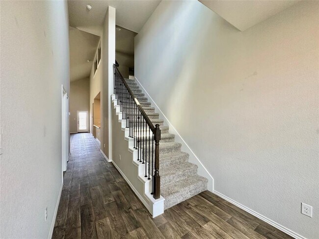 Foto del edificio - 5410 Pembrokeshire Cir