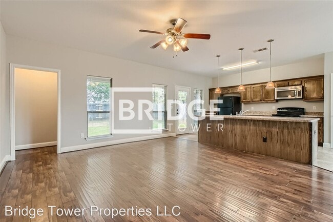 Foto del edificio - 4 br, 2.5 bath House - 961 Hannah Way
