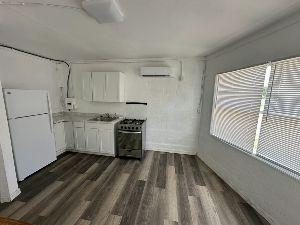 Building Photo - 130 S Suncoast Blvd